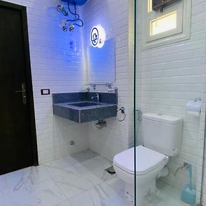 Private Bathroom Single Room